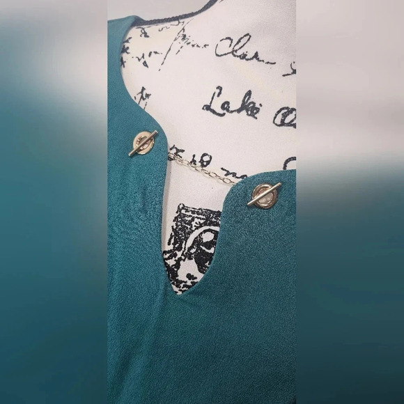 Torrid Women's Green Tunic Blouse Split V-Neck Curve Size 3 (3XL) NWT - Picture 6 of 12